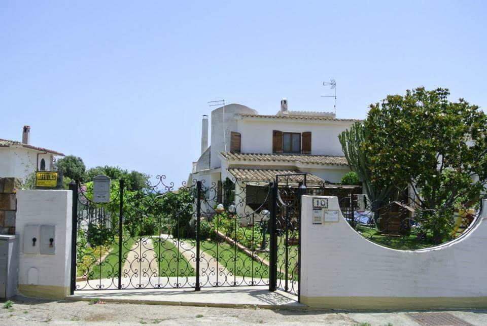 Villa Nicanda- 100 Mt Dal Mare- Giardino Porto Columbu - Perd'E Sali Екстер'єр фото