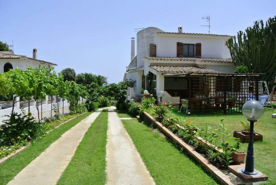 Villa Nicanda- 100 Mt Dal Mare- Giardino Porto Columbu - Perd'E Sali Екстер'єр фото